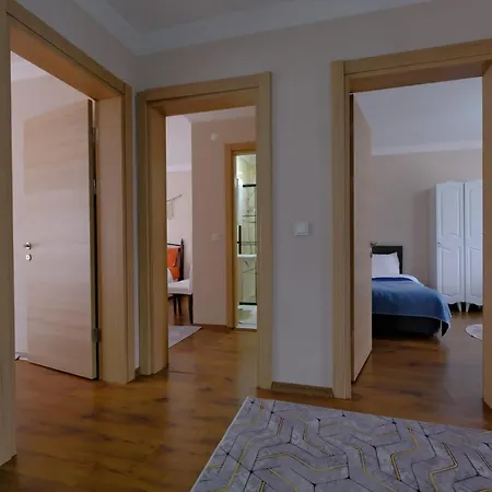 Hotel Enovis *